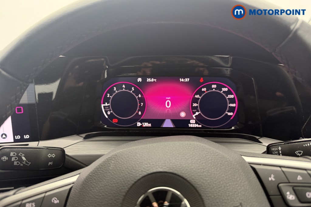 Volkswagen Golf Style Manual Petrol Hatchback - Stock Number (1530404) - 3rd supplementary image