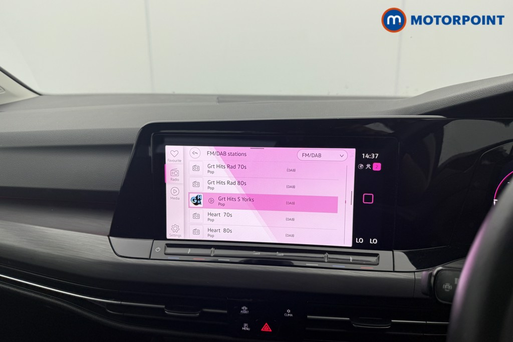 Volkswagen Golf Style Manual Petrol Hatchback - Stock Number (1530404) - 8th supplementary image