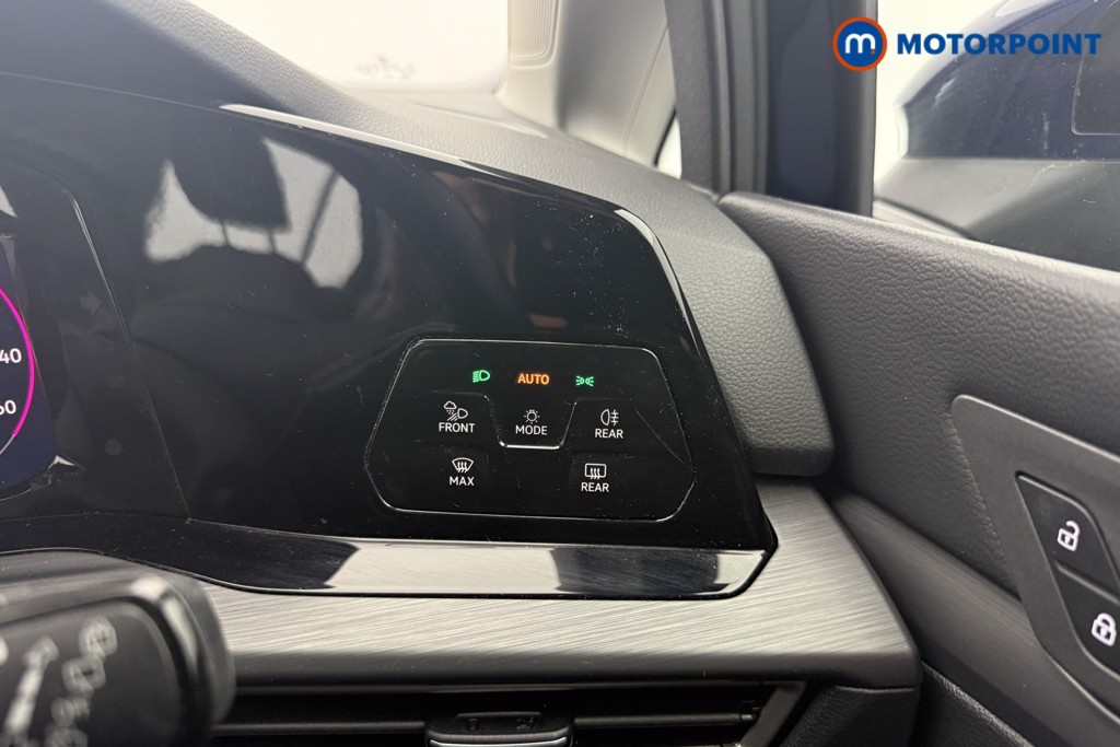 Volkswagen Golf Style Manual Petrol Hatchback - Stock Number (1530404) - 12th supplementary image