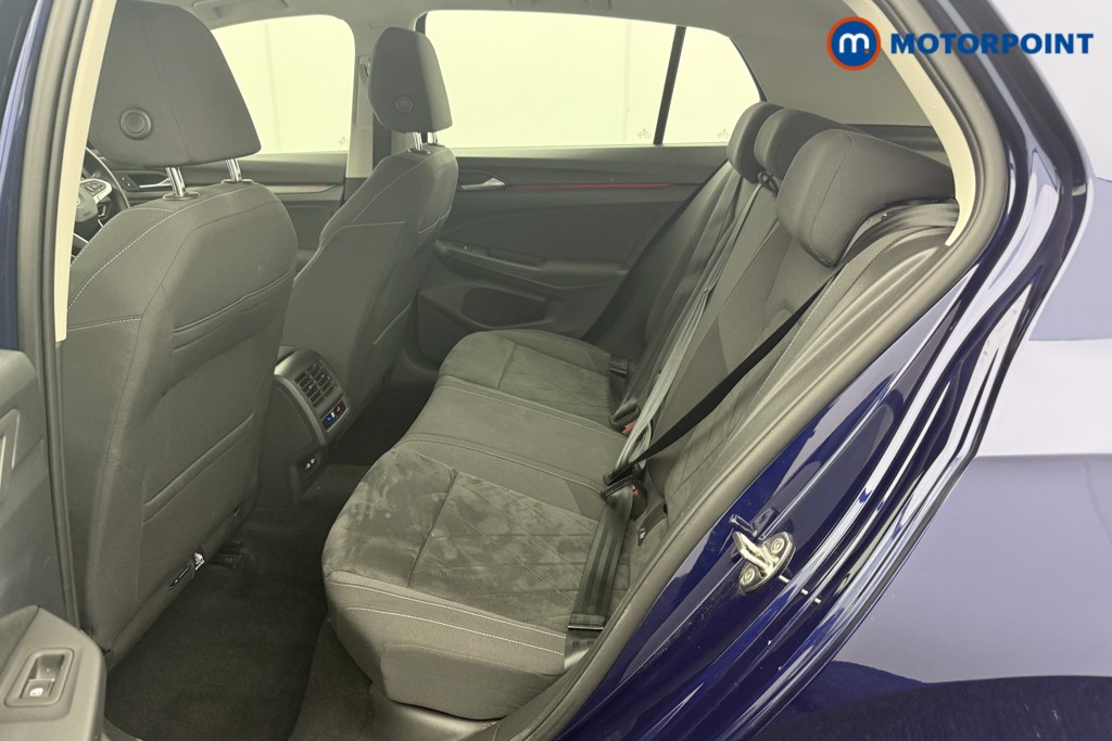 Volkswagen Golf Style Manual Petrol Hatchback - Stock Number (1530404) - 20th supplementary image