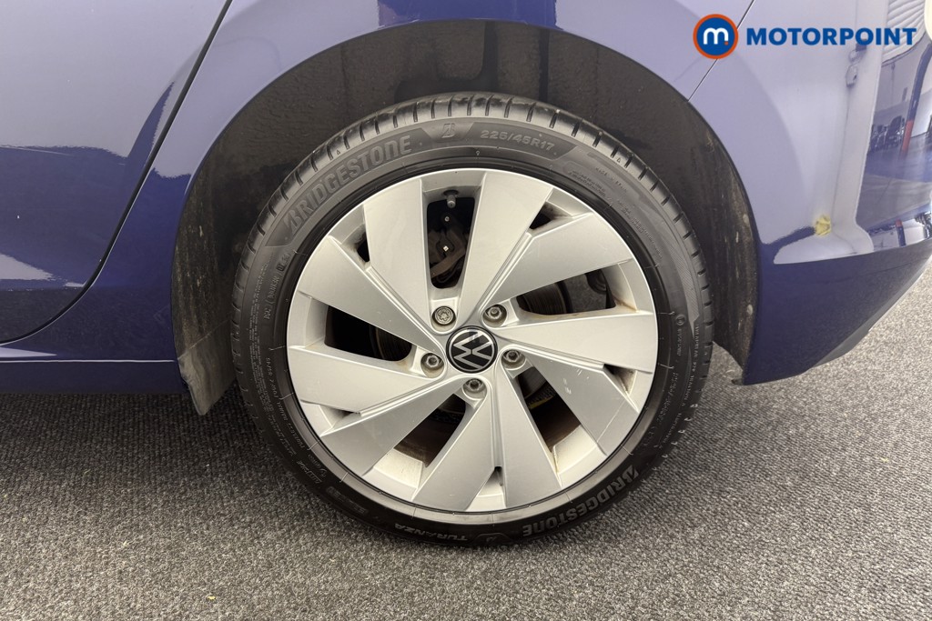 Volkswagen Golf Style Manual Petrol Hatchback - Stock Number (1530404) - 29th supplementary image
