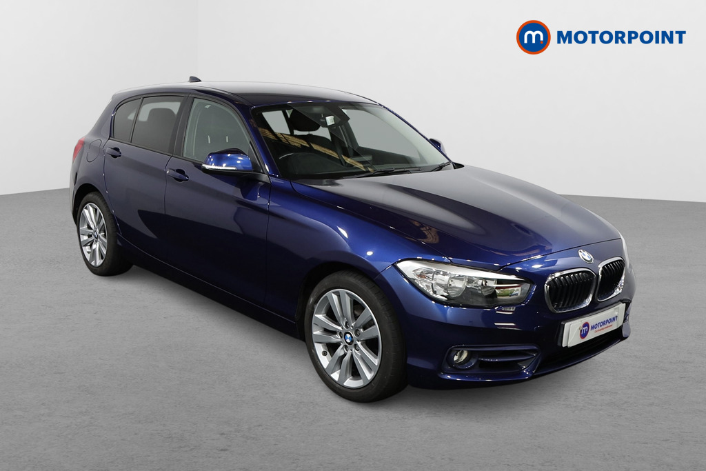 BMW 1 Series Sport Manual Petrol Hatchback - Stock Number (1533132) - Drivers side front corner
