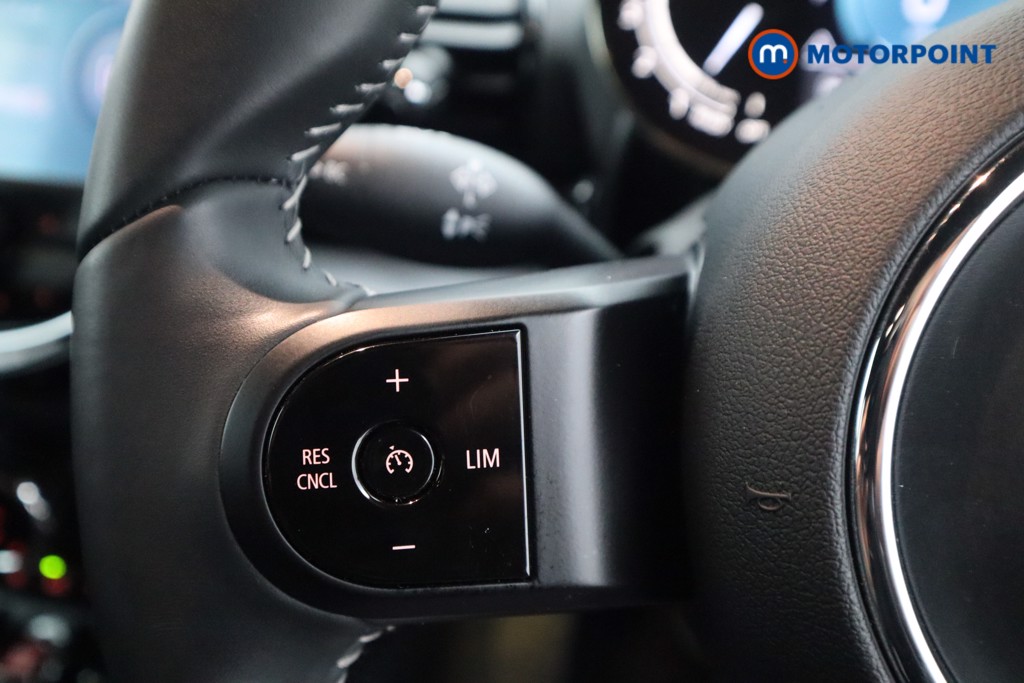 Mini Clubman Cooper Exclusive Automatic Petrol Estate - Stock Number (1533735) - 13th supplementary image