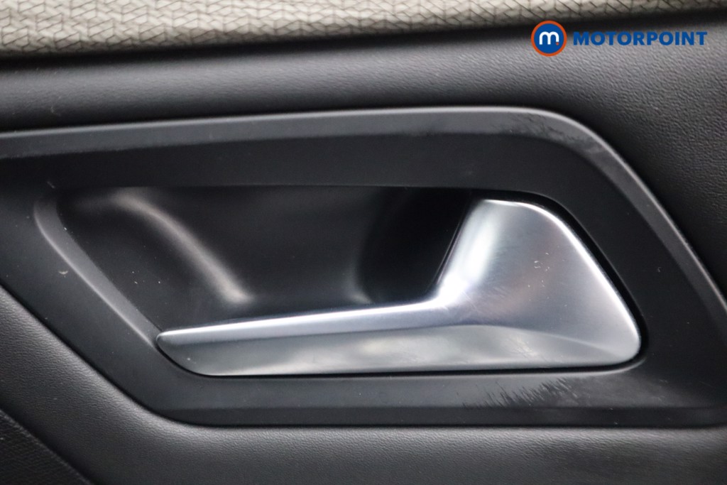 Citroen C5 X Shine Automatic Petrol Hatchback - Stock Number (1533804) - 15th supplementary image