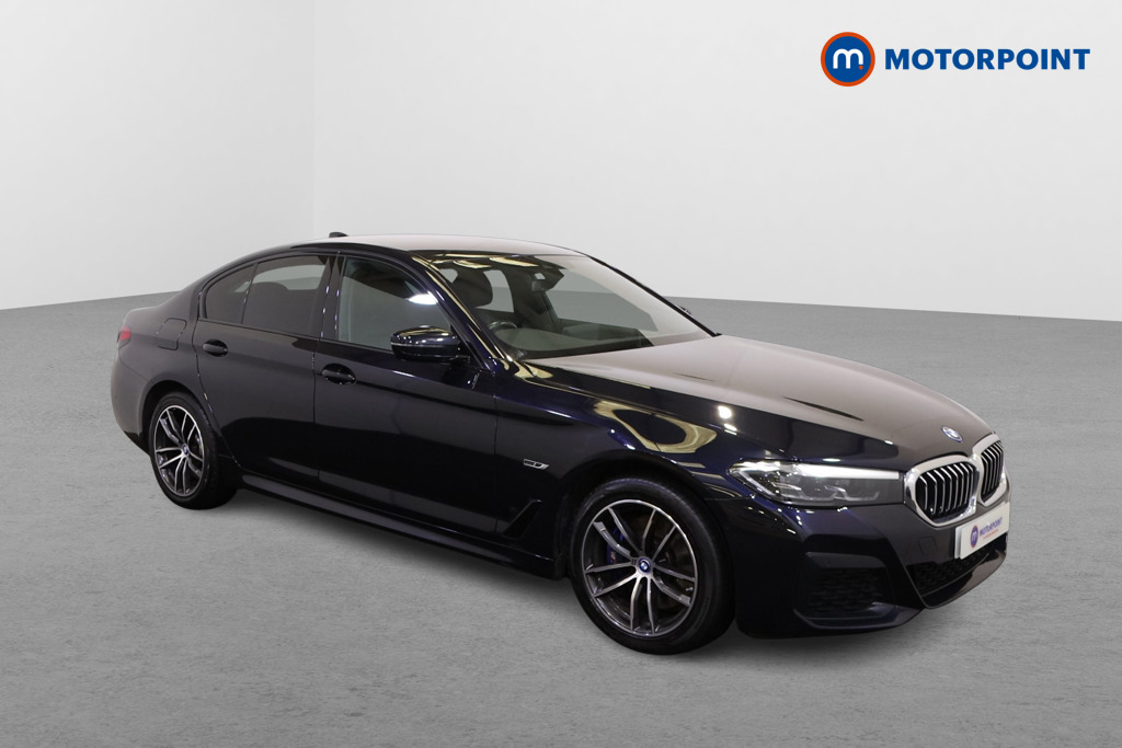 BMW 5 Series M Sport Automatic Petrol Plug-In Hybrid Saloon - Stock Number (1533821) - Drivers side front corner