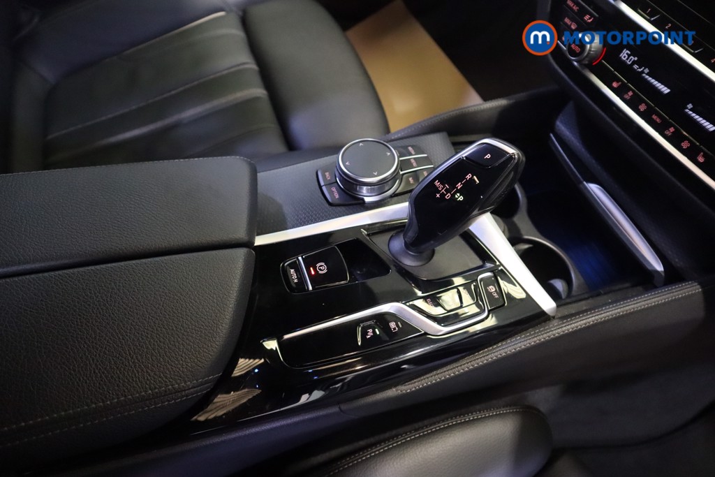 BMW 5 Series M Sport Automatic Petrol Plug-In Hybrid Saloon - Stock Number (1533823) - 5th supplementary image