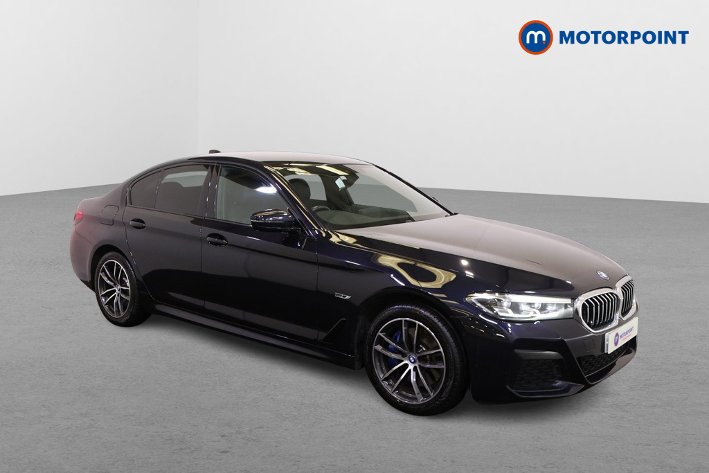 BMW 5 Series M Sport Automatic Petrol Plug-In Hybrid Saloon - Stock Number (1533823) - Drivers side front corner