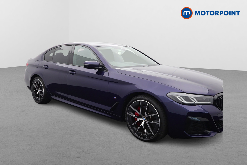 BMW 5 Series M Sport Edition Automatic Petrol Plug-In Hybrid Saloon - Stock Number (1534609) - Drivers side front corner