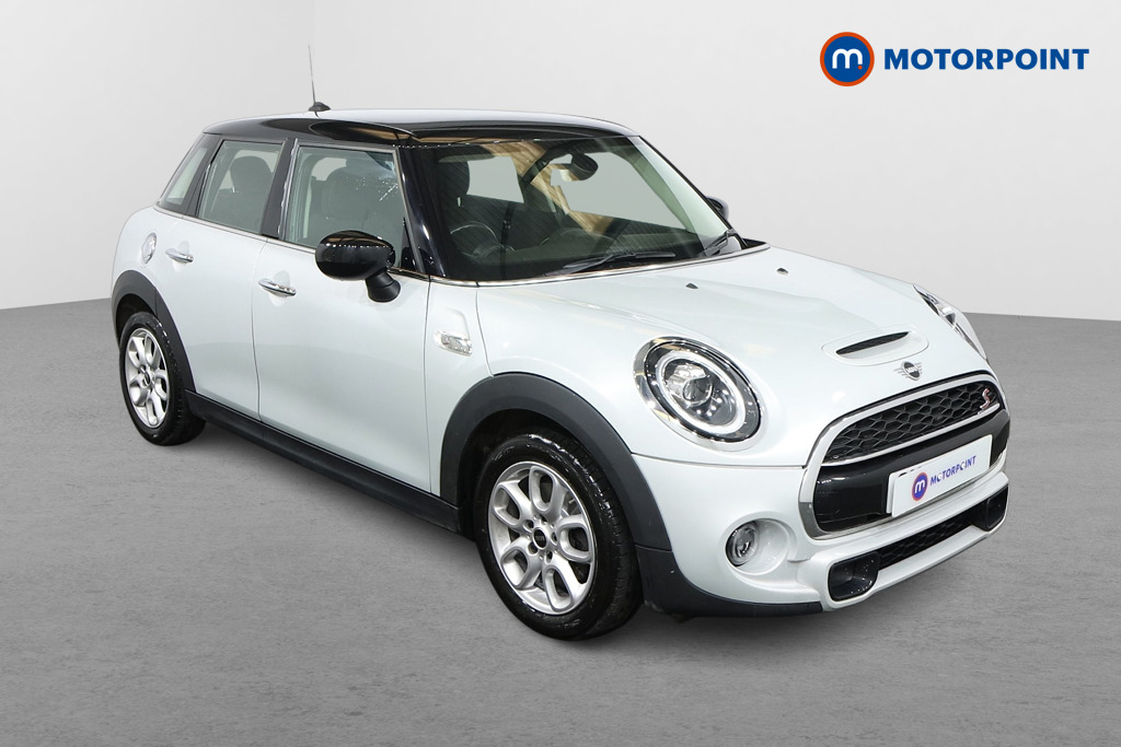 Mini Hatchback Cooper S Classic Manual Petrol Hatchback - Stock Number (1534660) - Drivers side front corner