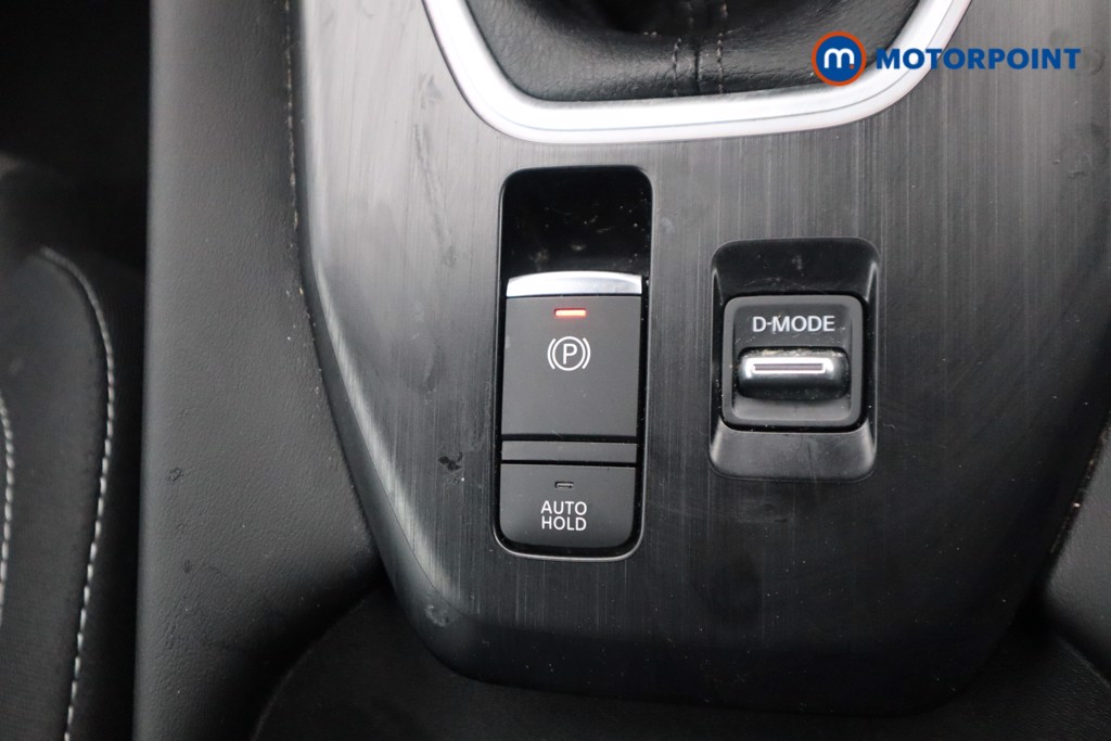 Nissan Qashqai N-Connecta Manual Petrol SUV - Stock Number (1535904) - 12th supplementary image