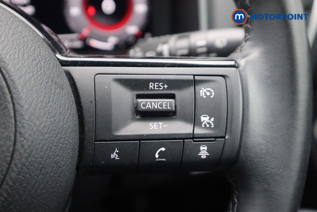 Nissan Qashqai N-Connecta Manual Petrol SUV - Stock Number (1535904) - 14th supplementary image