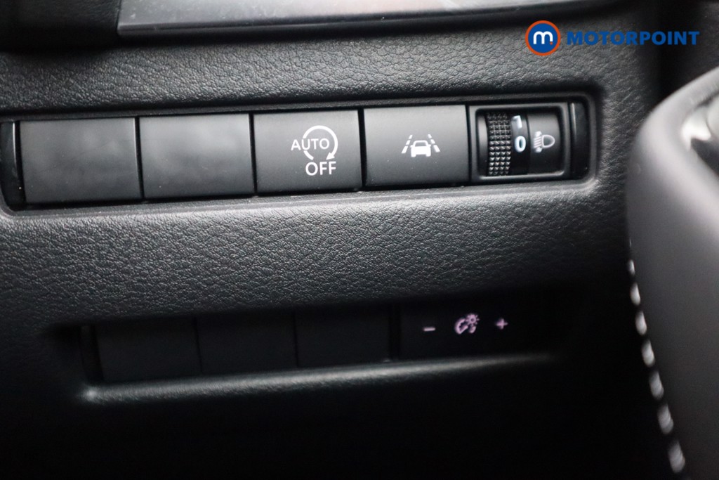 Nissan Qashqai N-Connecta Manual Petrol SUV - Stock Number (1535904) - 15th supplementary image