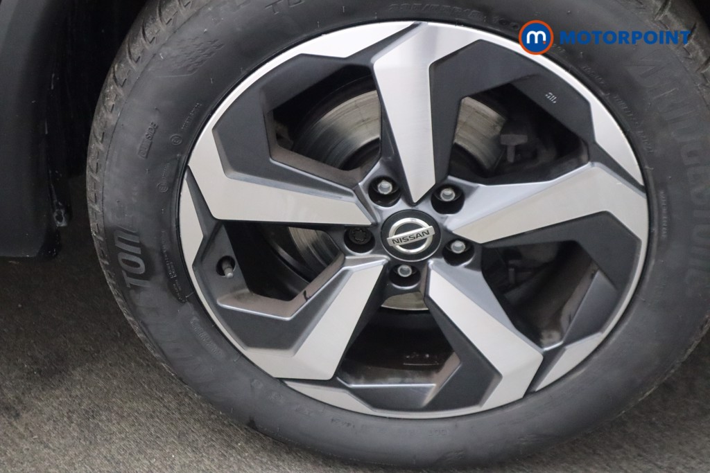 Nissan Qashqai N-Connecta Manual Petrol SUV - Stock Number (1535904) - 18th supplementary image