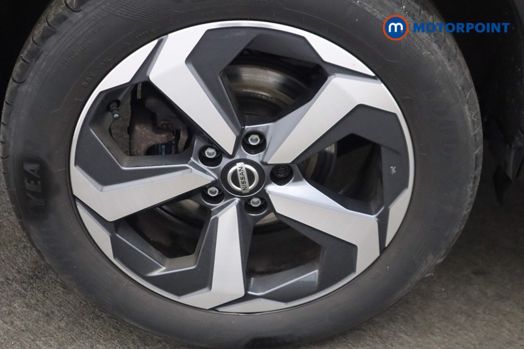 Nissan Qashqai N-Connecta Manual Petrol SUV - Stock Number (1535904) - 20th supplementary image