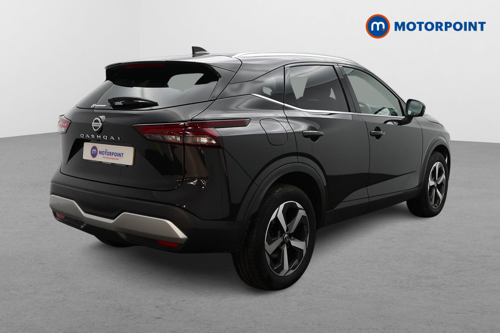 Nissan Qashqai N-Connecta Manual Petrol SUV - Stock Number (1535904) - Drivers side rear corner