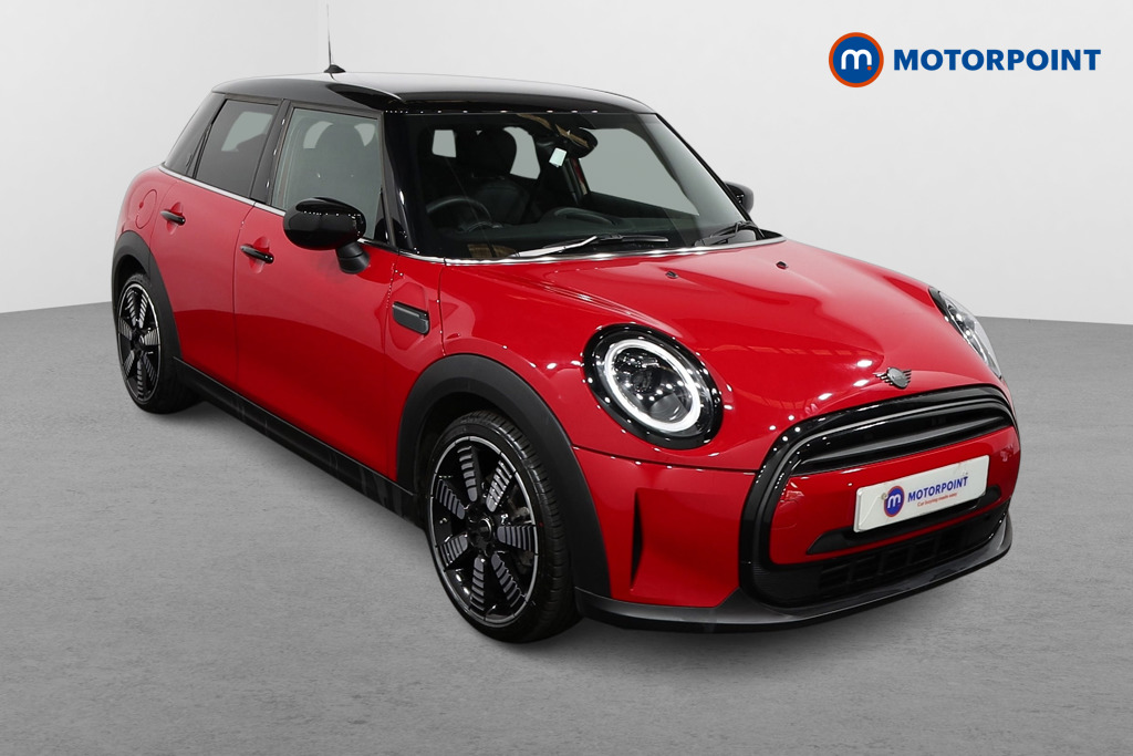 Mini Hatchback Cooper Exclusive Automatic Petrol Hatchback - Stock Number (1536306) - Drivers side front corner