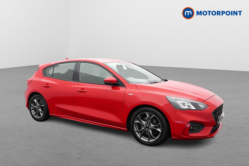 Ford Focus St-Line Manual Diesel Hatchback - Stock Number (1536580) - Drivers side front corner