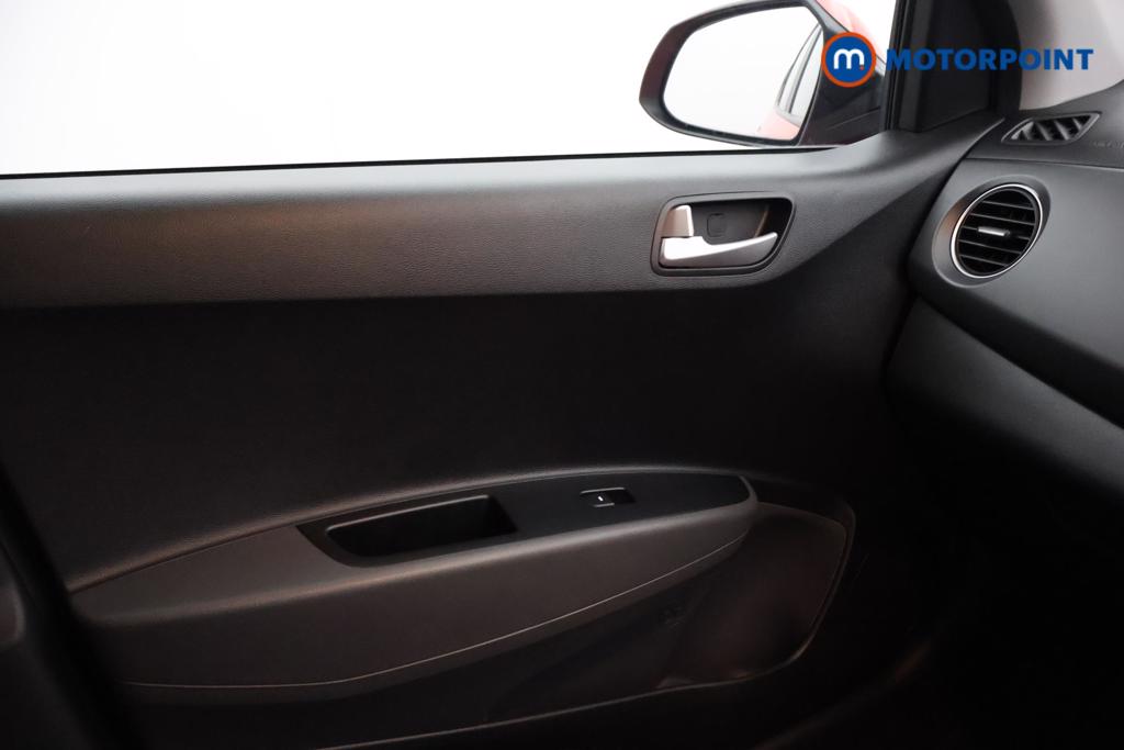 Hyundai I10 Premium Se Manual Petrol Hatchback - Stock Number (1536680) - 8th supplementary image