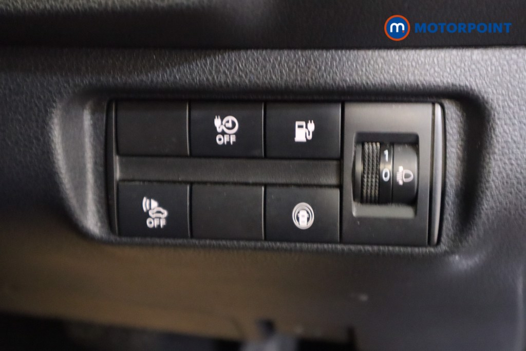 Nissan Leaf Acenta Automatic Electric Hatchback - Stock Number (1537030) - 8th supplementary image