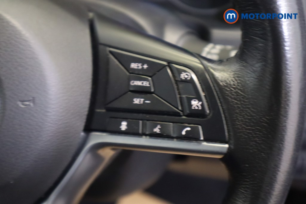 Nissan Leaf Acenta Automatic Electric Hatchback - Stock Number (1537030) - 9th supplementary image