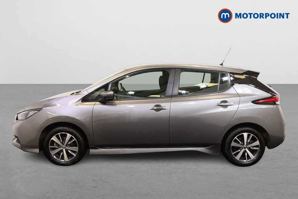 Nissan Leaf Acenta Automatic Electric Hatchback - Stock Number (1537030) - Passenger side