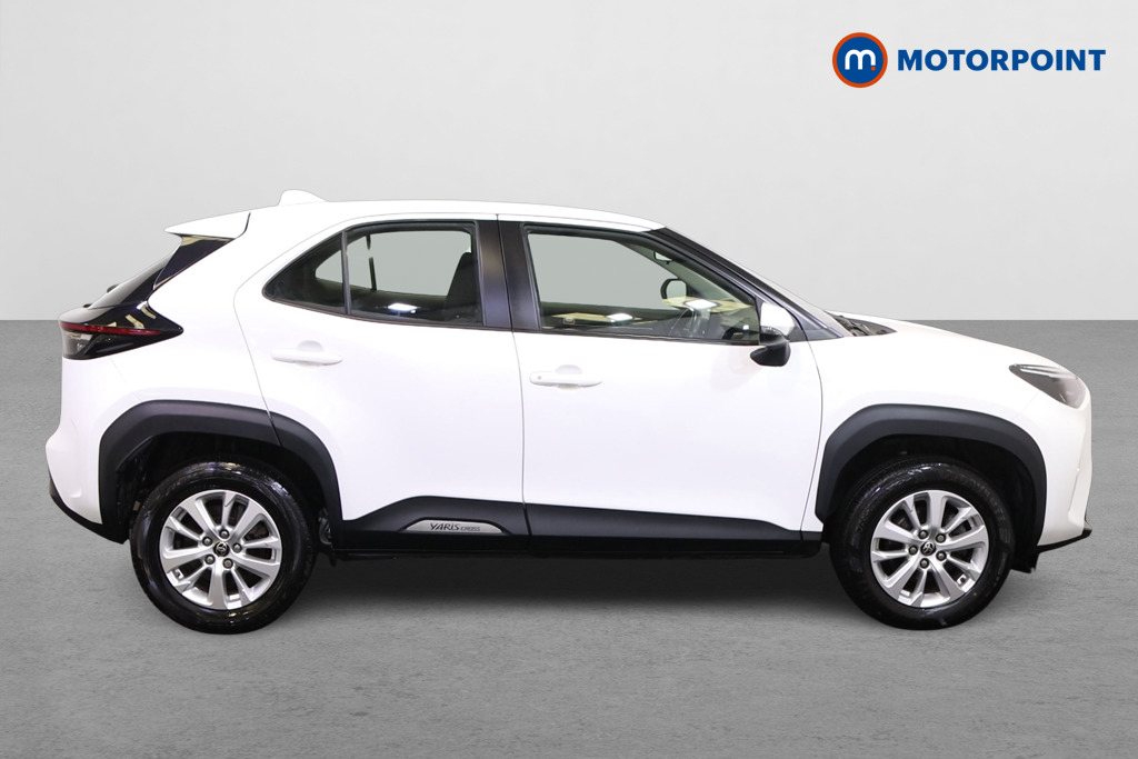 Toyota Yaris Cross Icon Automatic Petrol-Electric Hybrid Estate - Stock Number (1537062) - Drivers side