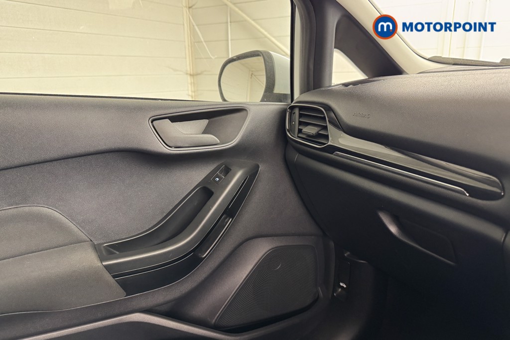 Ford Fiesta Trend Manual Petrol Hatchback - Stock Number (1537173) - 12th supplementary image