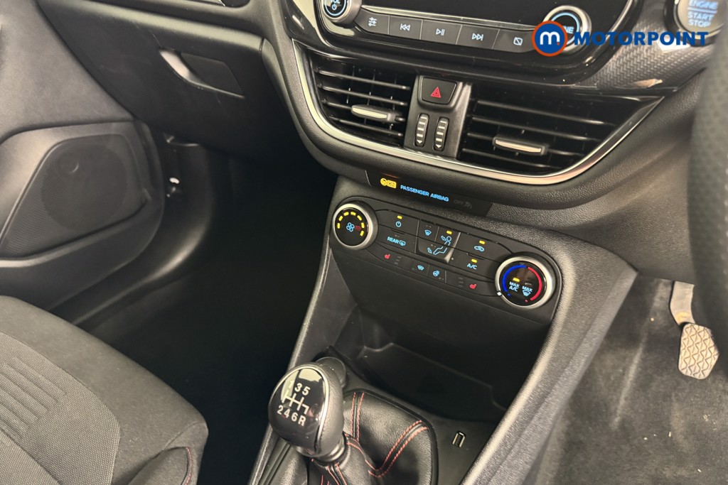 Ford Fiesta St-Line Edition Manual Petrol-Electric Hybrid Hatchback - Stock Number (1537206) - 11th supplementary image