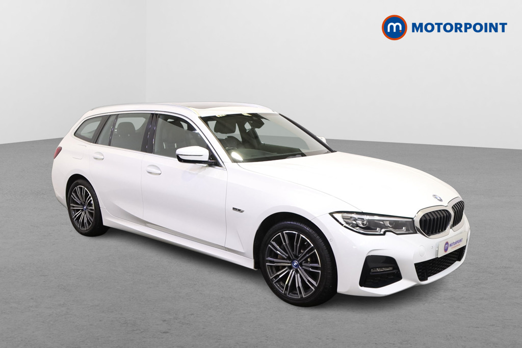 BMW 3 Series M Sport Automatic Petrol Plug-In Hybrid Estate - Stock Number (1537331) - Drivers side front corner