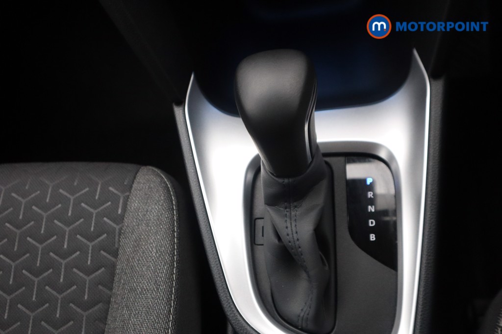 Toyota Yaris Cross Design Automatic Petrol-Electric Hybrid Estate - Stock Number (1538134) - 9th supplementary image