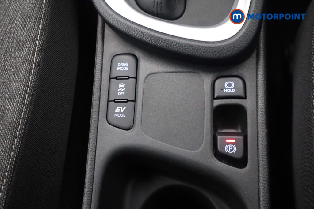 Toyota Yaris Cross Design Automatic Petrol-Electric Hybrid Estate - Stock Number (1538134) - 10th supplementary image