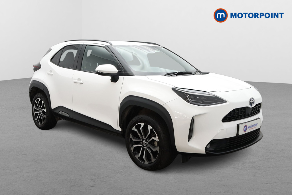 Toyota Yaris Cross Design Automatic Petrol-Electric Hybrid Estate - Stock Number (1538134) - Drivers side front corner