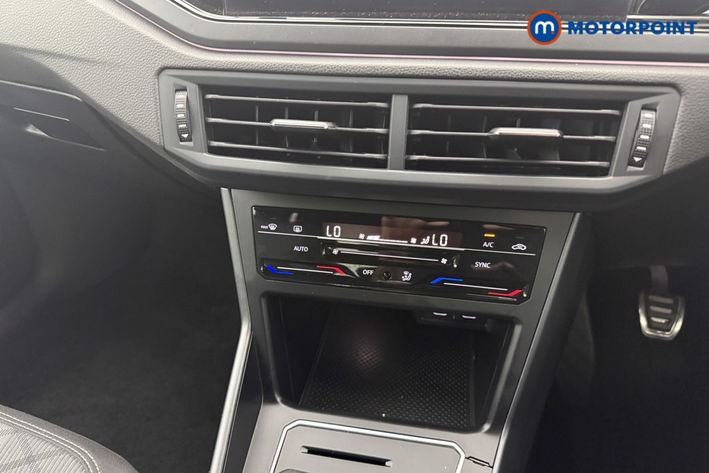 Volkswagen Polo R-Line Manual Petrol Hatchback - Stock Number (1538344) - 4th supplementary image