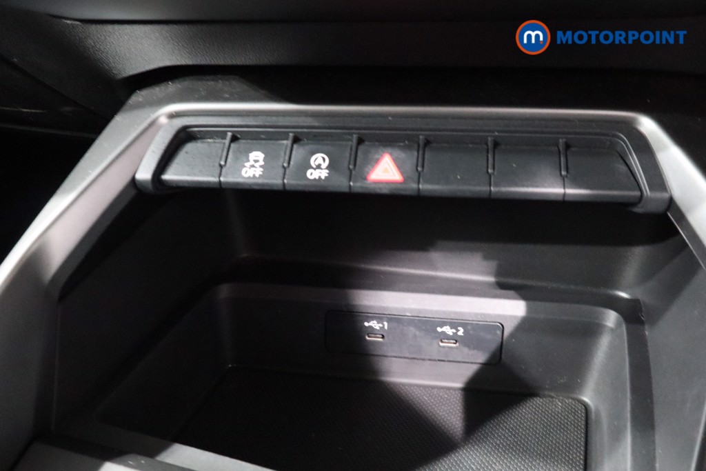 Audi A3 Technik Manual Petrol Hatchback - Stock Number (1538480) - 17th supplementary image
