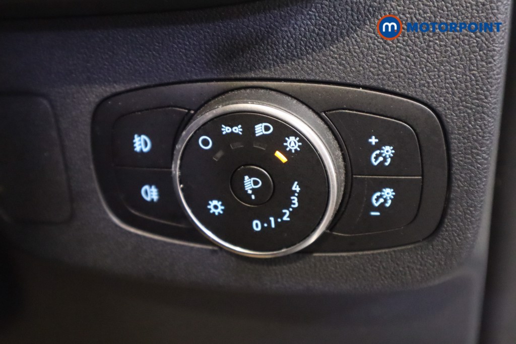 Ford Puma St-Line X Manual Petrol-Electric Hybrid SUV - Stock Number (1538582) - 9th supplementary image