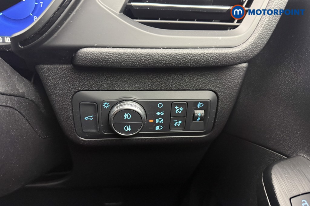 Ford Kuga St-Line Edition Manual Petrol SUV - Stock Number (1538634) - 14th supplementary image