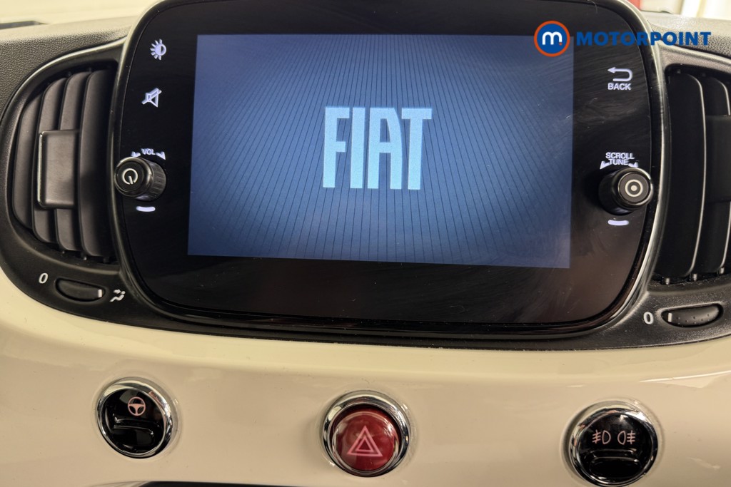 Fiat 500 Dolcevita Manual Petrol-Electric Hybrid Hatchback - Stock Number (1538686) - 2nd supplementary image