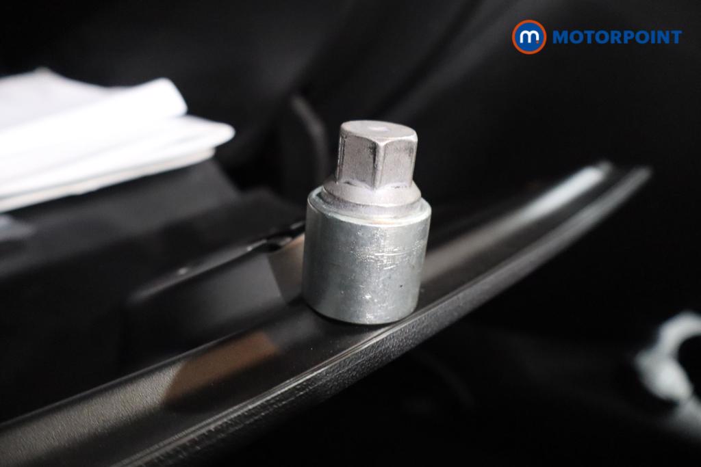 Fiat 500 Dolcevita Manual Petrol-Electric Hybrid Hatchback - Stock Number (1538856) - 12th supplementary image