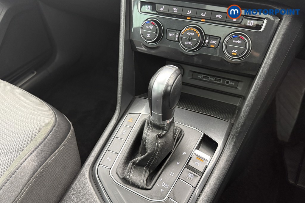 Volkswagen Tiguan R-Line Automatic Diesel SUV - Stock Number (1539004) - 5th supplementary image