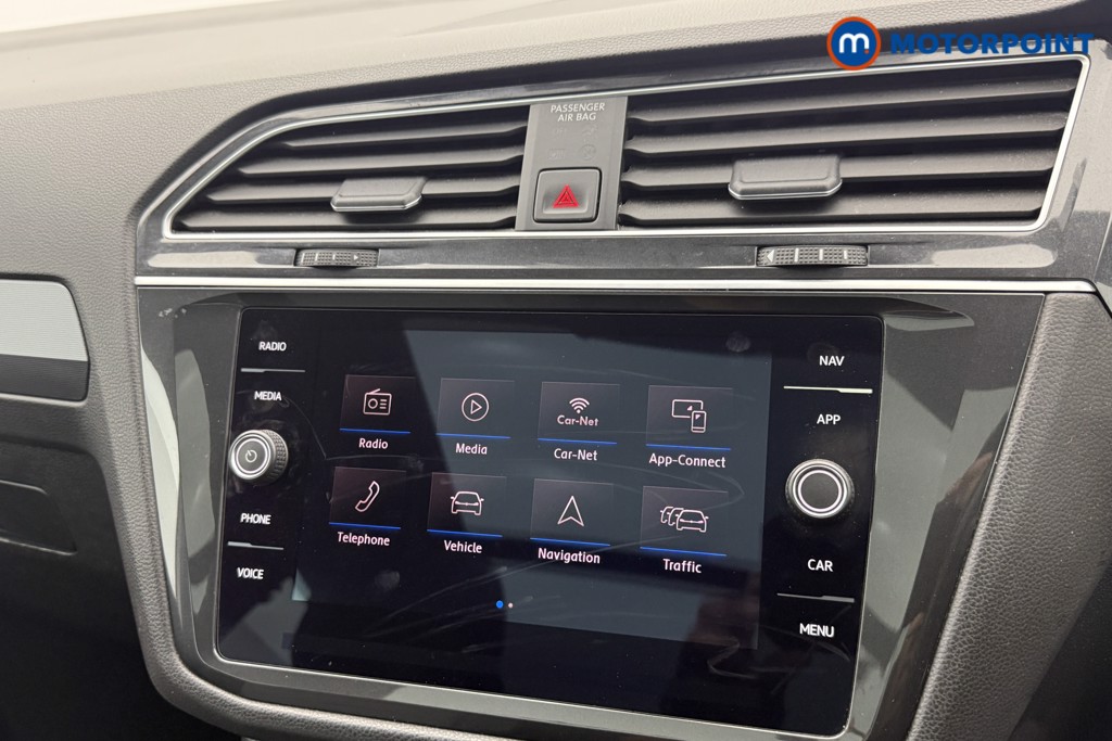 Volkswagen Tiguan R-Line Automatic Diesel SUV - Stock Number (1539004) - 9th supplementary image