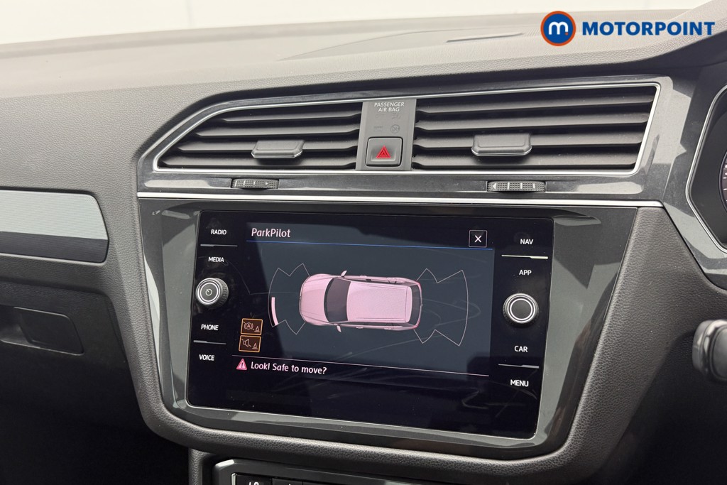 Volkswagen Tiguan R-Line Automatic Diesel SUV - Stock Number (1539004) - 10th supplementary image