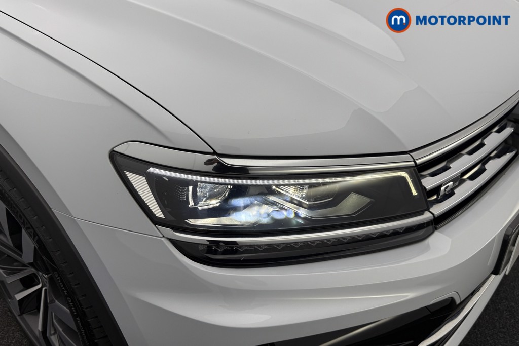 Volkswagen Tiguan R-Line Automatic Diesel SUV - Stock Number (1539004) - 17th supplementary image