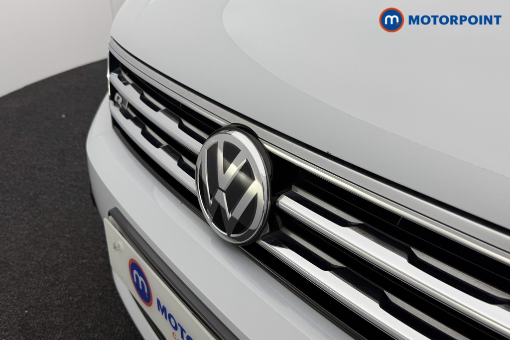 Volkswagen Tiguan R-Line Automatic Diesel SUV - Stock Number (1539004) - 19th supplementary image