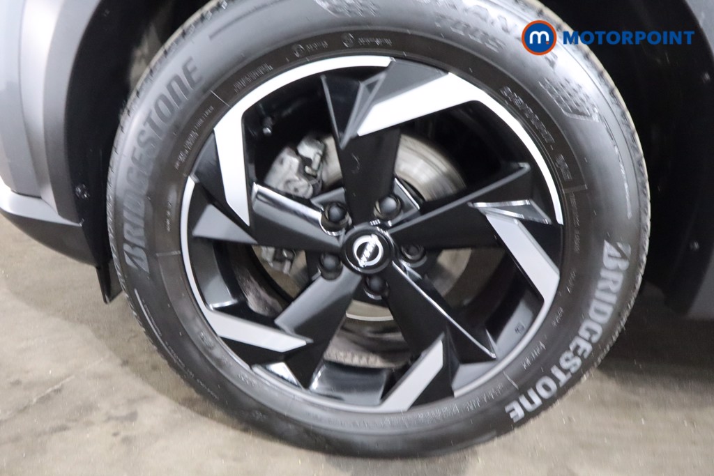 Nissan Juke N-Connecta Automatic Petrol SUV - Stock Number (1539335) - 11th supplementary image