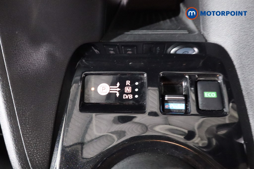 Nissan Leaf Tekna Automatic Electric Hatchback - Stock Number (1539370) - 17th supplementary image