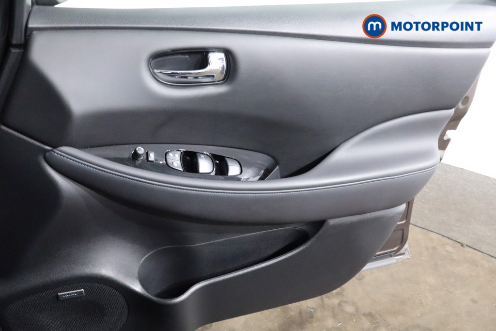 Nissan Leaf Tekna Automatic Electric Hatchback - Stock Number (1539370) - 23rd supplementary image