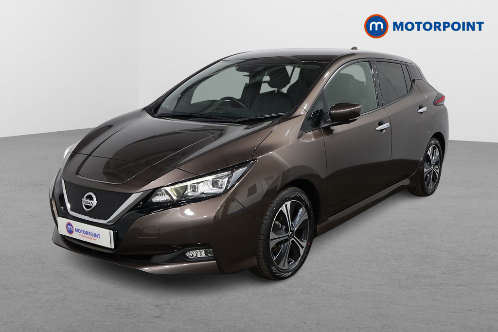 Nissan Leaf Tekna Automatic Electric Hatchback - Stock Number (1539370) - Passenger side front corner