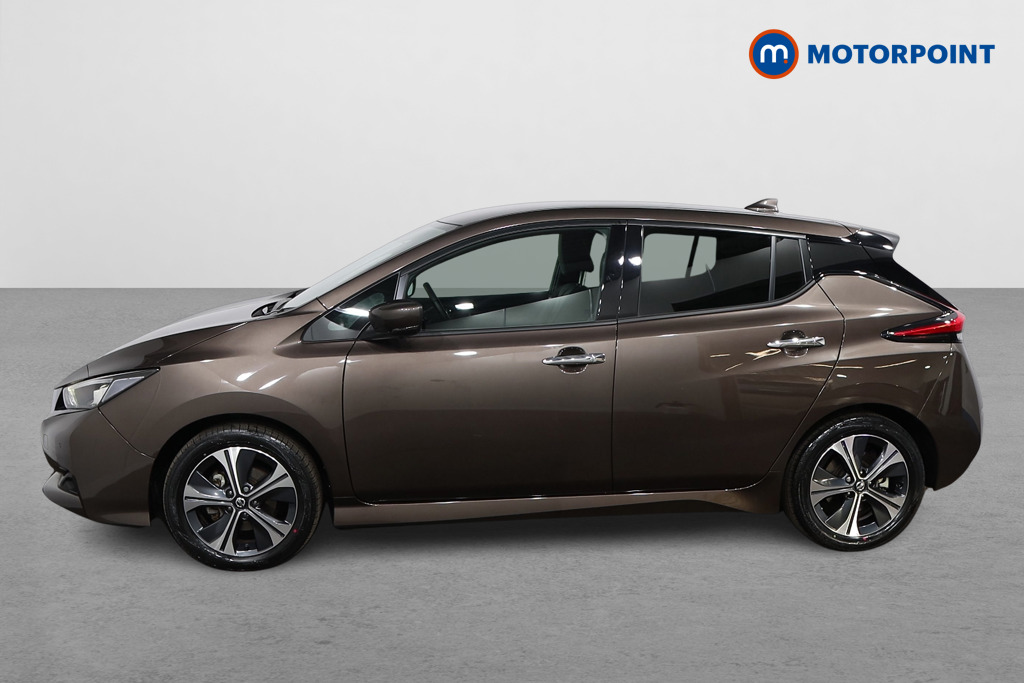 Nissan Leaf Tekna Automatic Electric Hatchback - Stock Number (1539370) - Passenger side