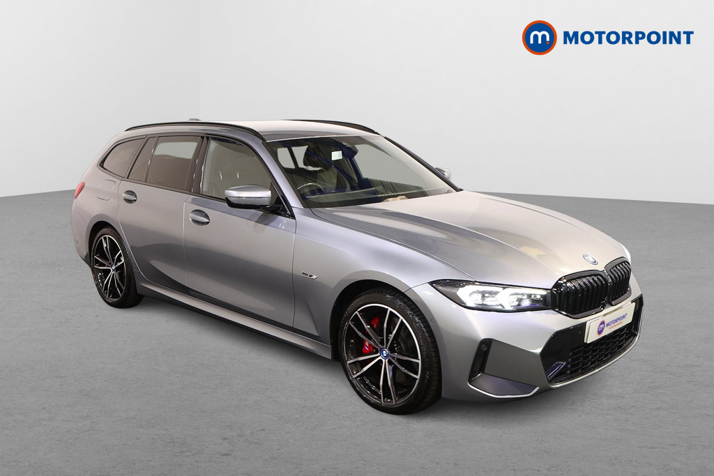 BMW 3 Series M Sport Automatic Petrol Plug-In Hybrid Estate - Stock Number (1539973) - Drivers side front corner