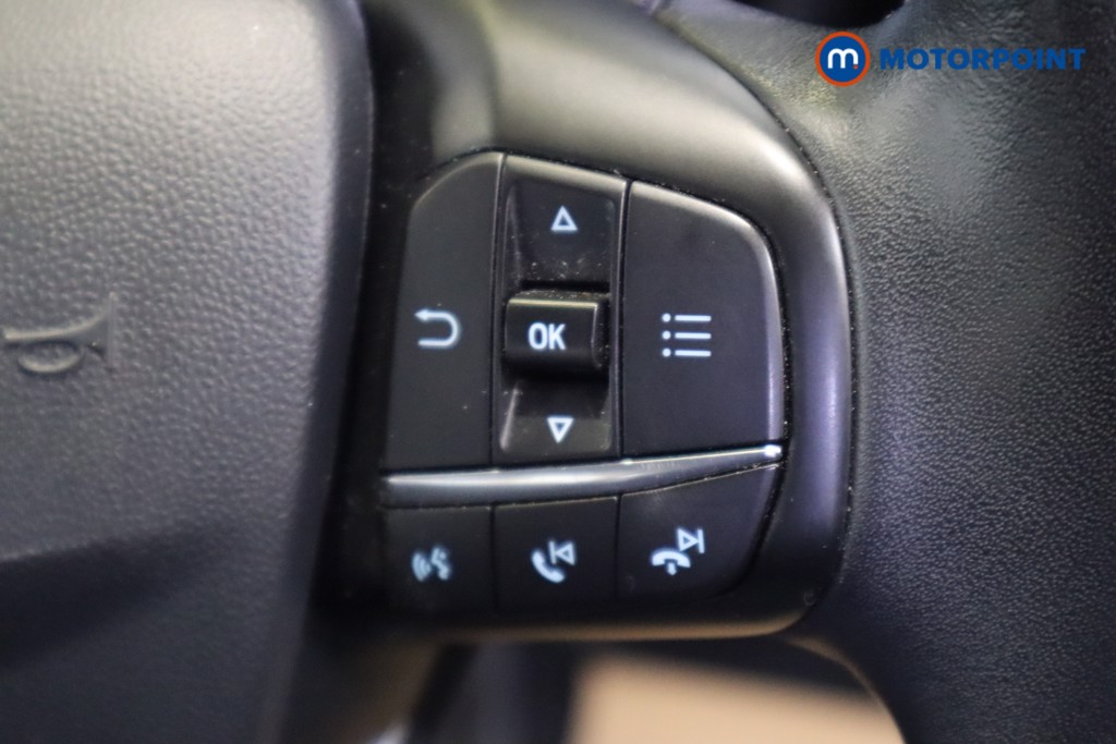 Ford Fiesta Zetec Manual Petrol Hatchback - Stock Number (1540753) - 9th supplementary image